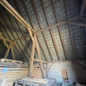 Dachboden mit Scheune 