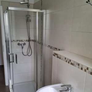 Bsp. Tageslichtbad mit Dusche