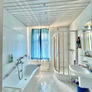 helles Tageslichtbad im HP