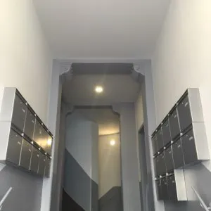 saniertes Treppenhaus