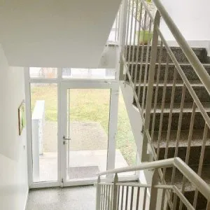 gepflegtes Treppenhaus