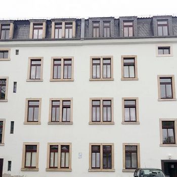 Mehrfamilienhaus