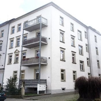 Mehrfamilienhaus