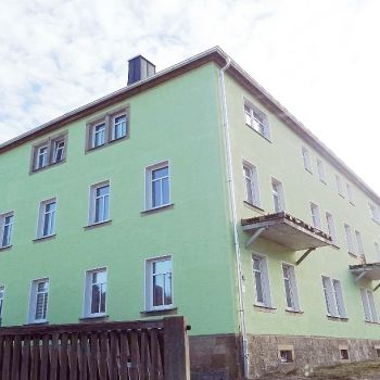 Mehrfamilienhaus