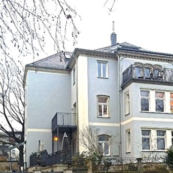Mehrfamilienhaus